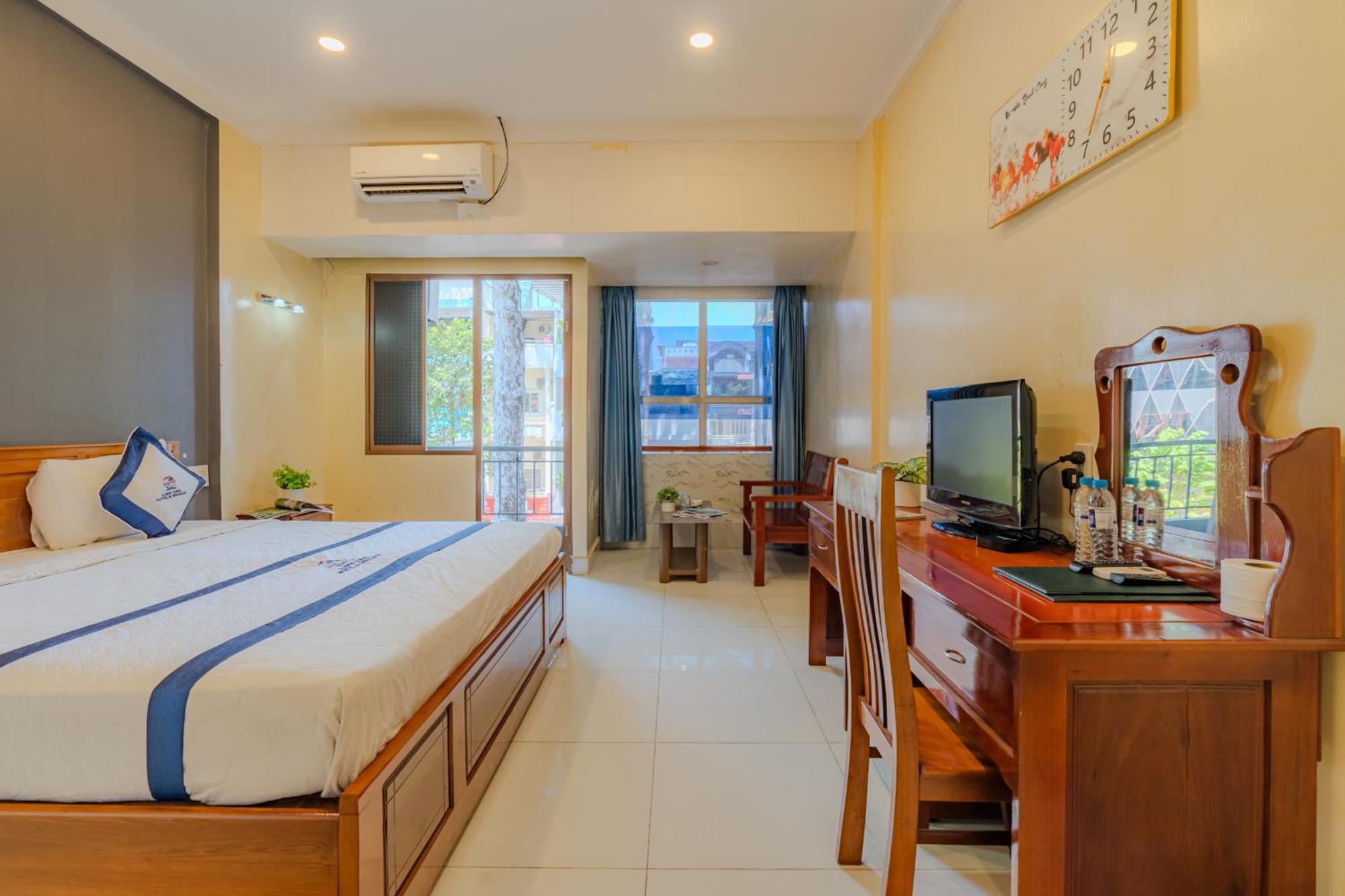 Khach San Hanh Long Ho Chi Minh City Exterior photo